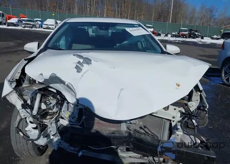 2018 Toyota Corolla Le from USA, damaged, VIN 2T1BURHE5JC978499